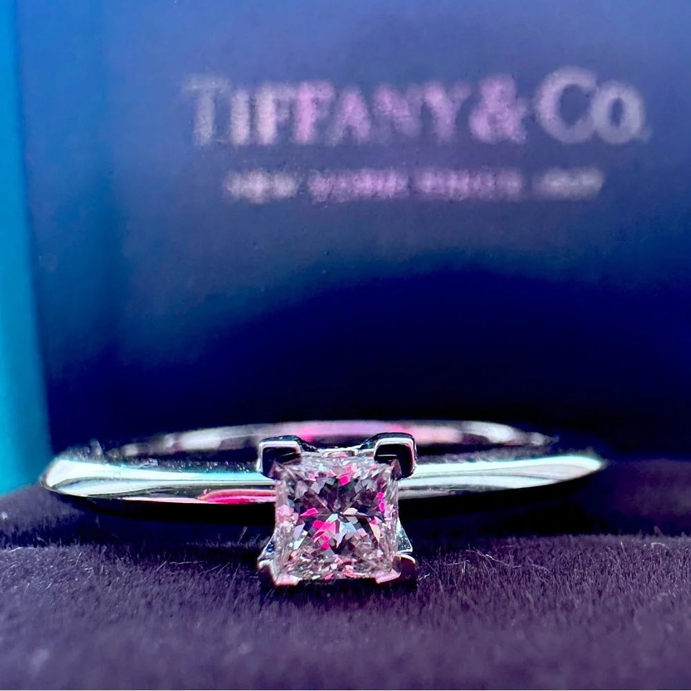 Tiffany&Co Platinum Princess Cut Diamond ring